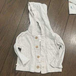 Button up hoodie 6m